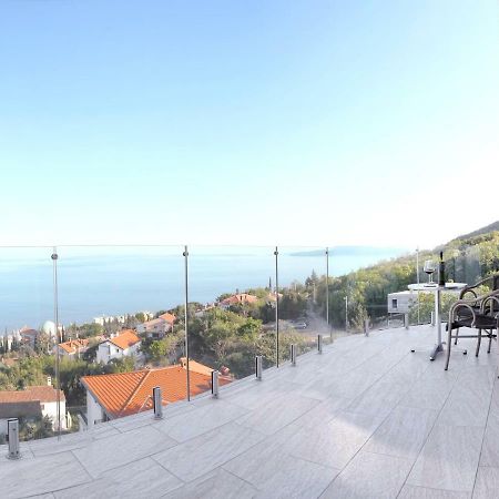 Apartment Birds View โอปาติยา ภายนอก รูปภาพ